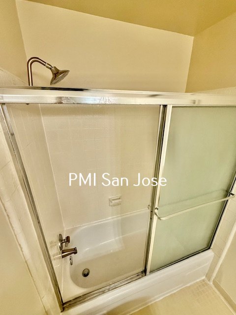2 Bed 1.5 Bath townhome for rent in West San Jose property image