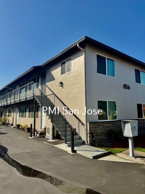 856 Monroe St - Unit 4 property image