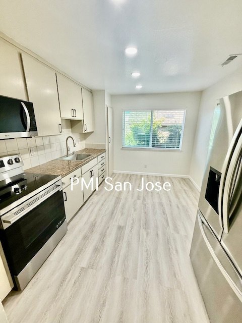 856 Monroe St - Unit 4 property image