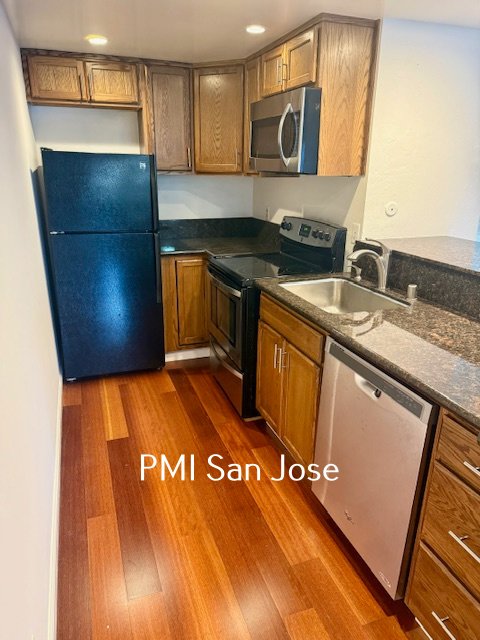 1 Bed 1 Bath 681sqft condo available in Santa Clara property image