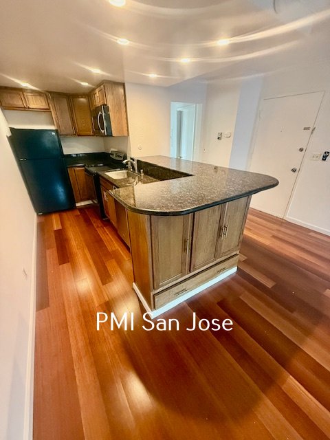 1 Bed 1 Bath 681sqft condo available in Santa Clara property image