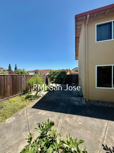 4 Bed 2.5 Bath home for rent in Milpitas property image