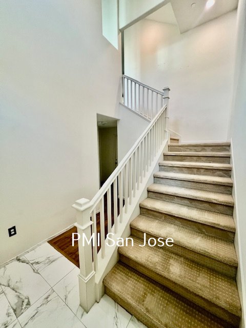 4 Bed 3.5 Bath home available in Communication Hill property image